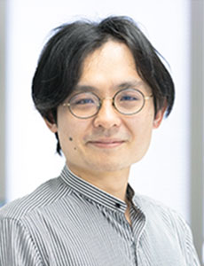 岩越 雄一