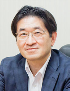 津田 健